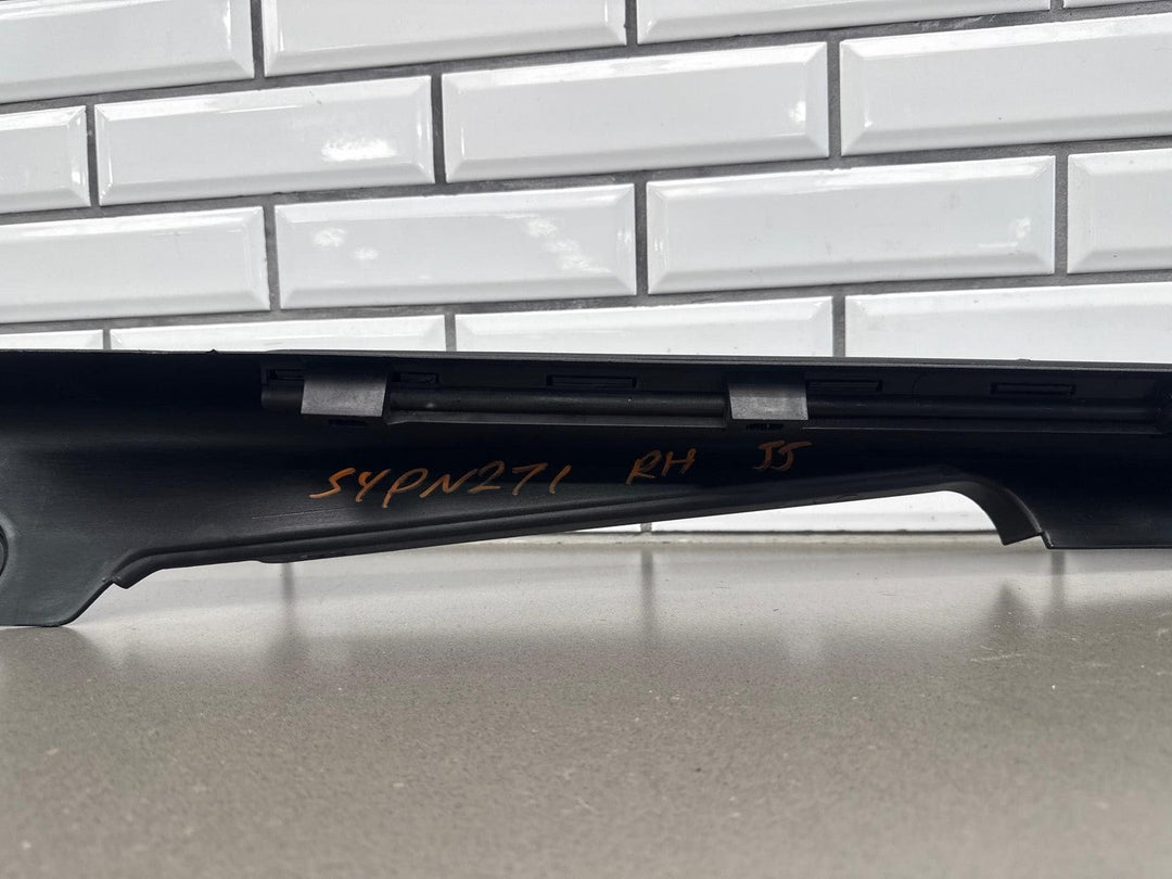 2004 - 2006 Pontiac GTO - Right Sill Plate & Kick Panel