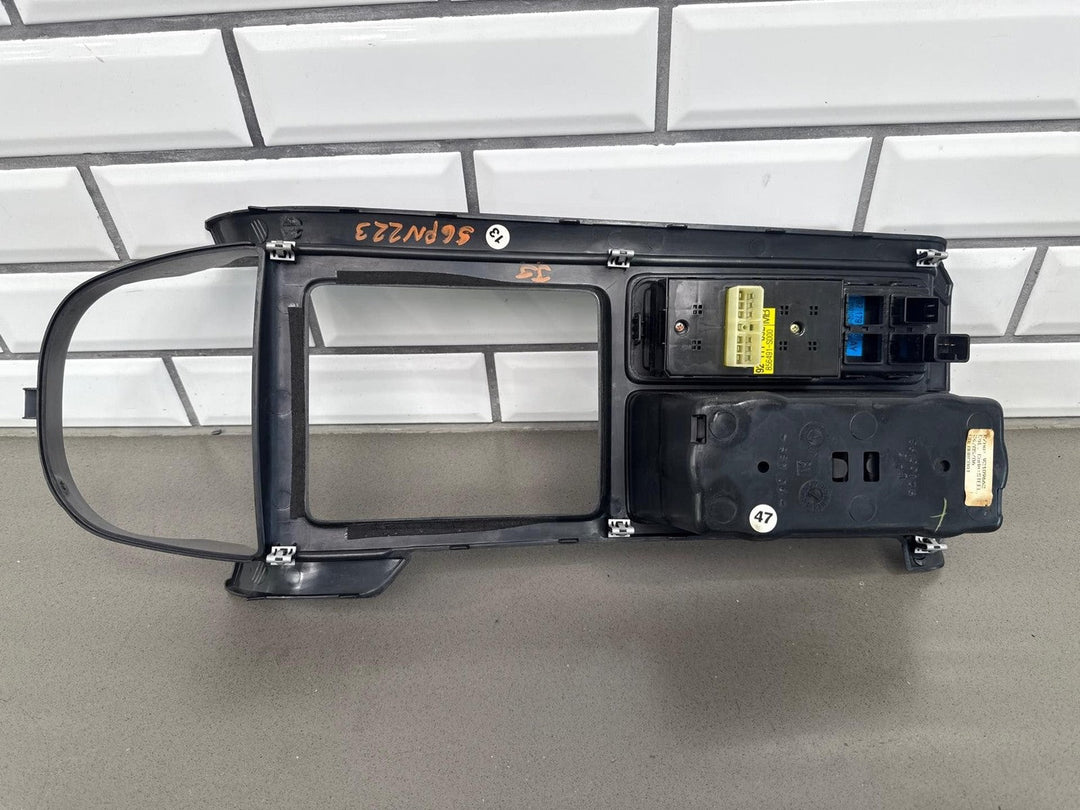 2004 - 2006 Pontiac GTO Upper Console Shifter Bezel Trim W/ Window Switch