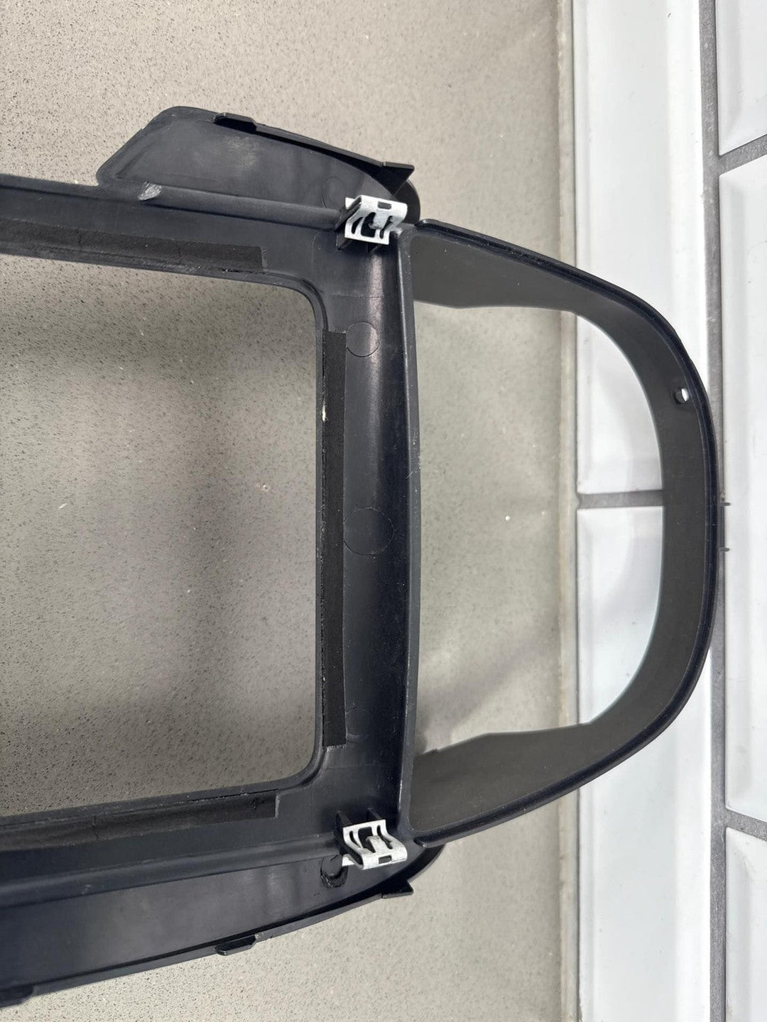 2004 - 2006 Pontiac GTO Upper Console Shifter Bezel Trim W/ Window Switch