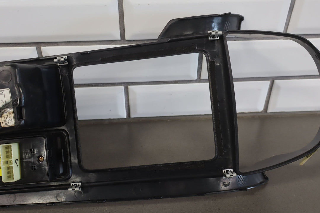 2004 - 2006 Pontiac GTO Upper Console Shifter Bezel Trim W/ Window Switch