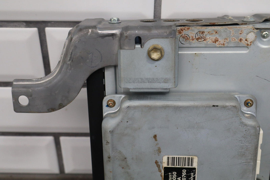 2004 - 2006 Toyota Land Cruiser Navigation Disc Drive Player W/Disc