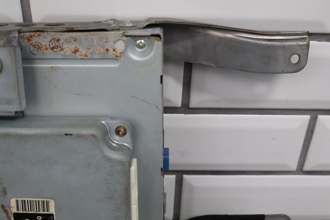 2004 - 2006 Toyota Land Cruiser Navigation Disc Drive Player W/Disc