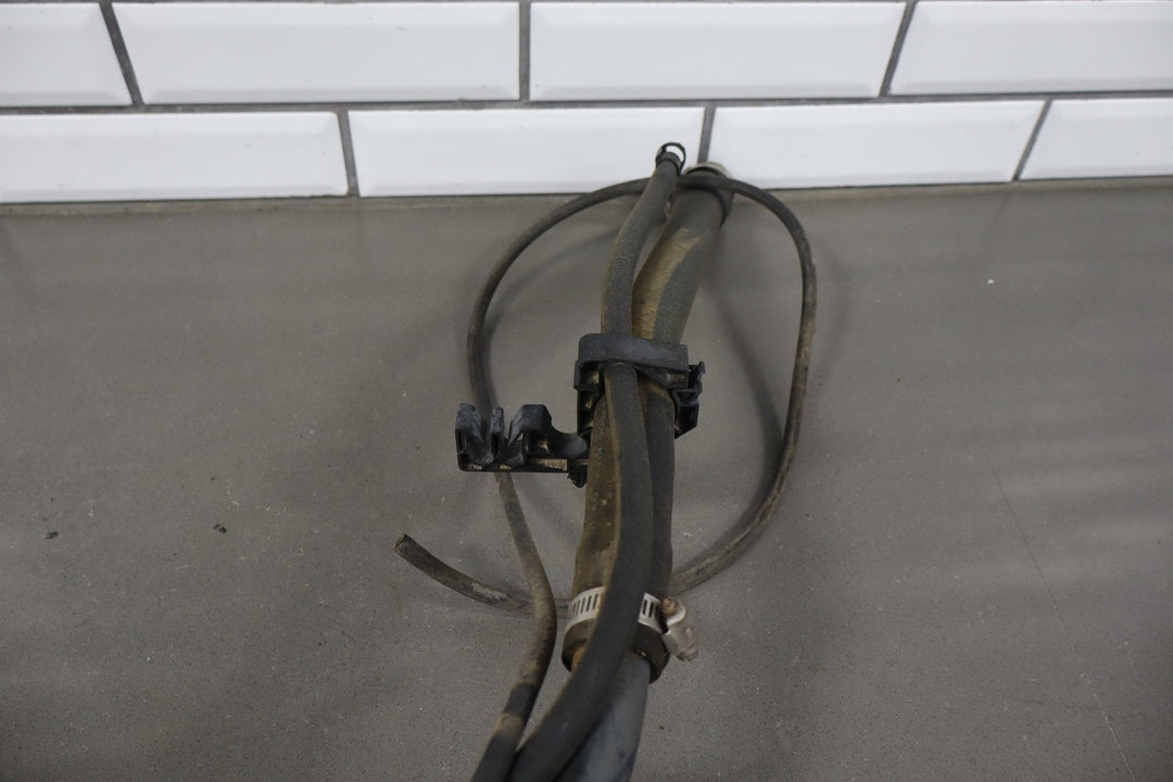 2004 - 2007 Hummer H2 - Fuel Filler Neck 15191438
