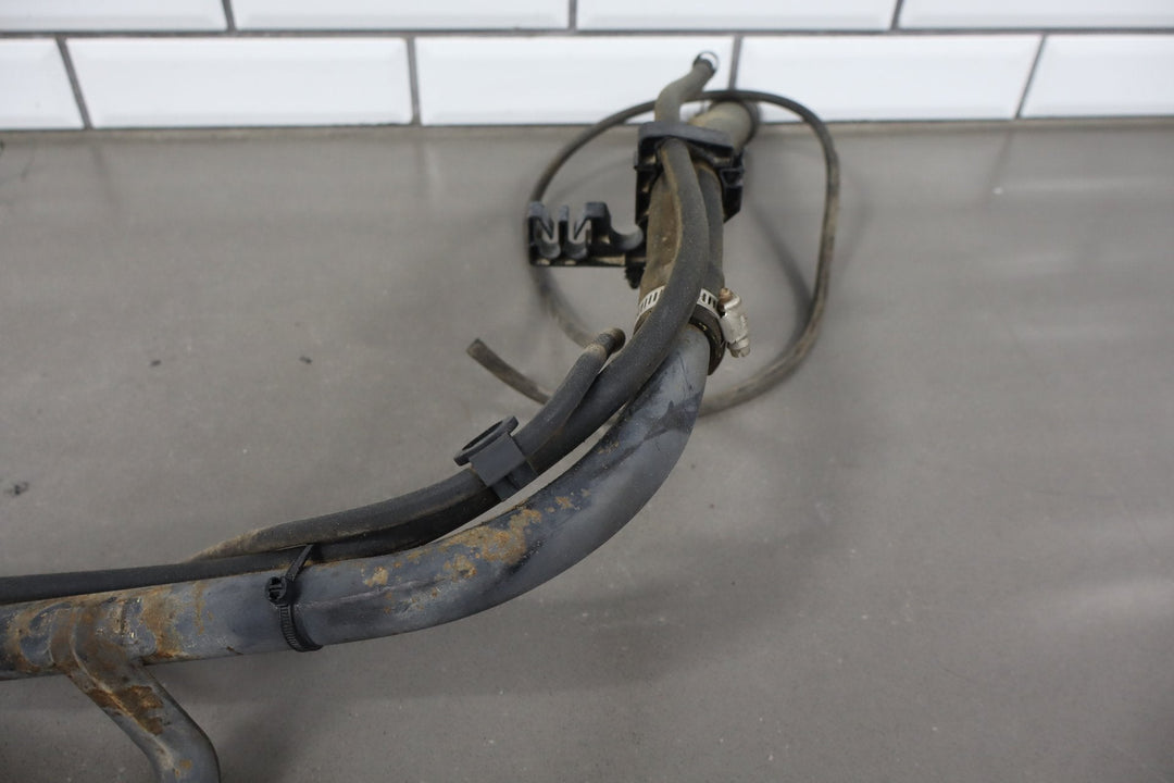 2004 - 2007 Hummer H2 - Fuel Filler Neck 15191438