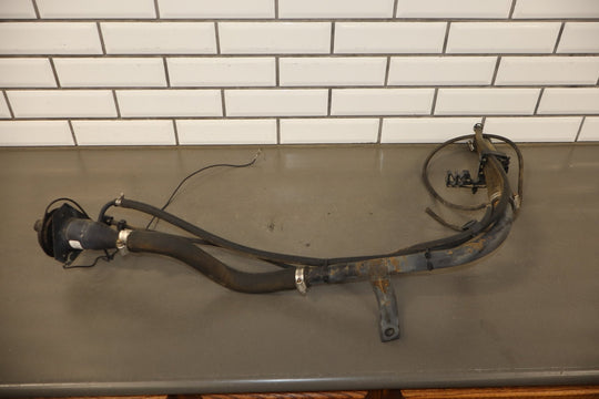 2004 - 2007 Hummer H2 - Fuel Filler Neck 15191438