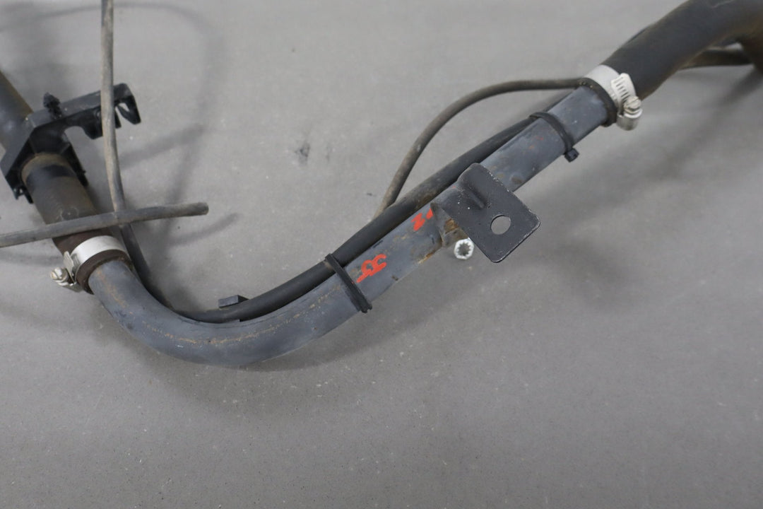 2004 - 2007 Hummer H2 - Fuel Filler Neck 15191438