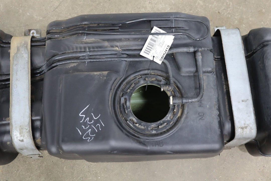 2004 - 2009 Hummer H2 32 Gallon Fuel Tank 88967295 *No Pump*