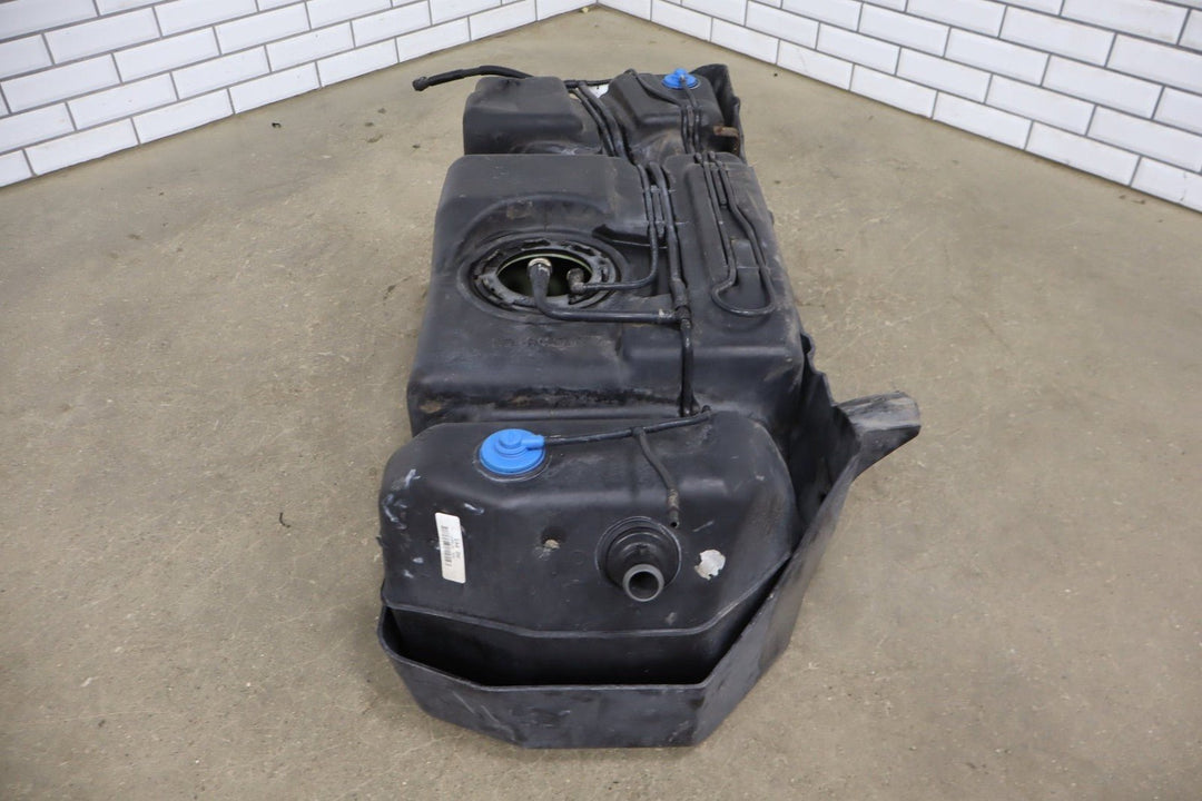 2004 - 2009 Hummer H2 32 Gallon Fuel Tank 88967295 *No Pump*