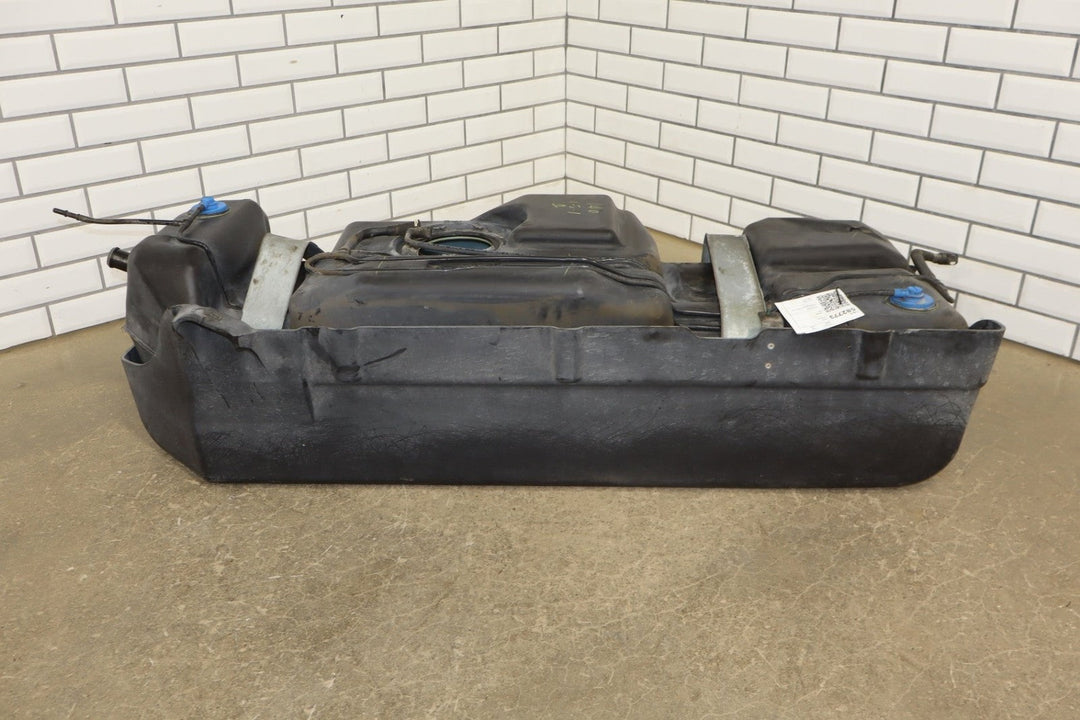 2004 - 2009 Hummer H2 32 Gallon Fuel Tank 88967295 *No Pump*