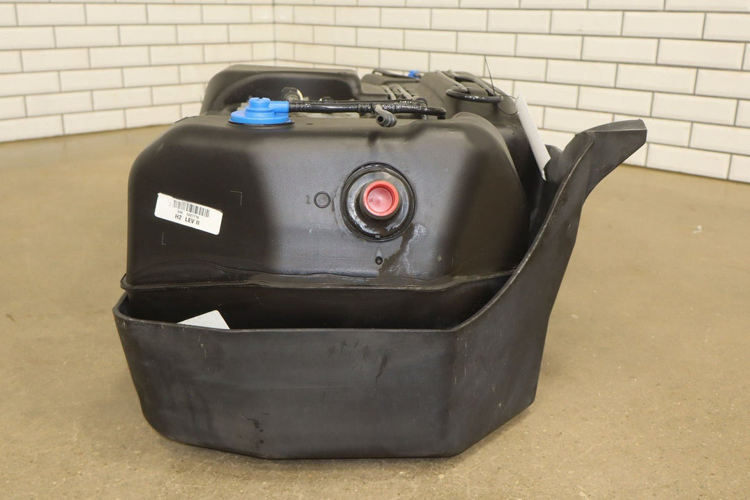 2004 - 2009 Hummer H2 32 Gallon Fuel Tank 88967295 *No Pump*