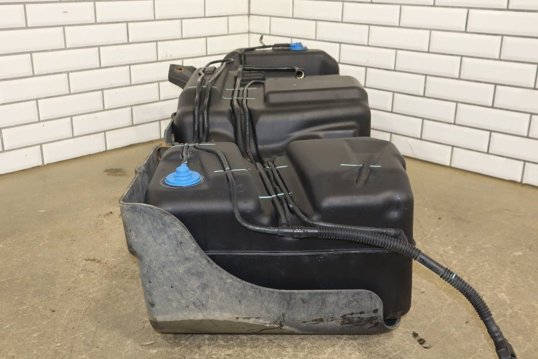 2004 - 2009 Hummer H2 32 Gallon Fuel Tank 88967295 *No Pump*