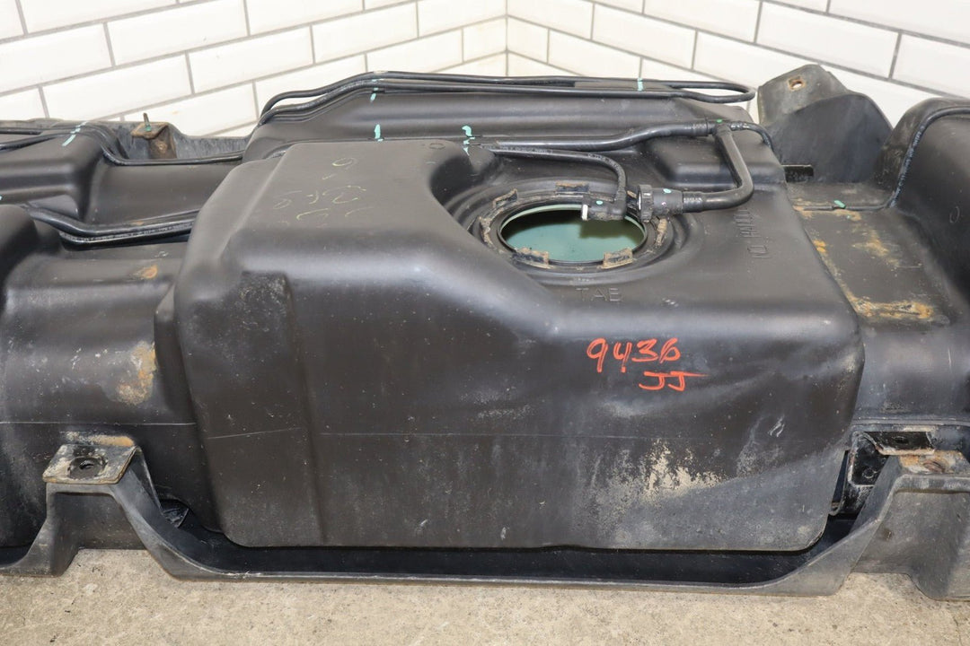 2004 - 2009 Hummer H2 32 Gallon Fuel Tank 88967295 *No Pump*
