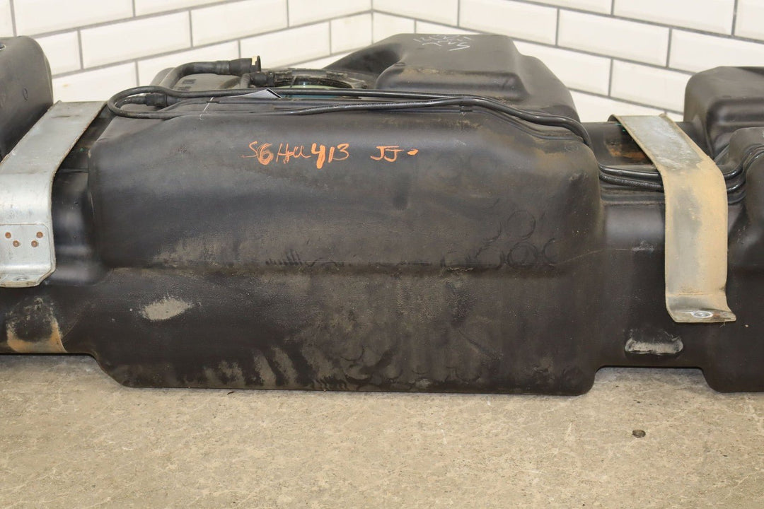 2004 - 2009 Hummer H2 32 Gallon Fuel Tank 88967295 *No Pump*