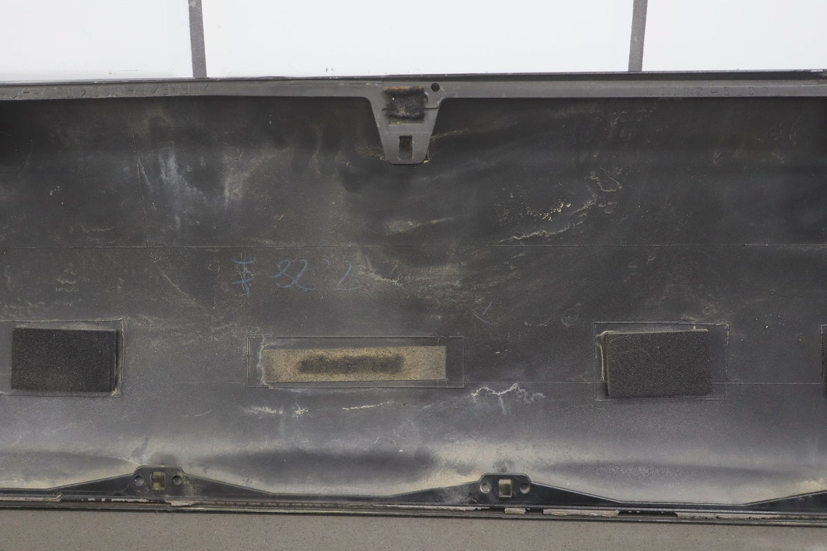 2004-2009 Toyota 4Runner SR5 Left Front Door Molding Black 202