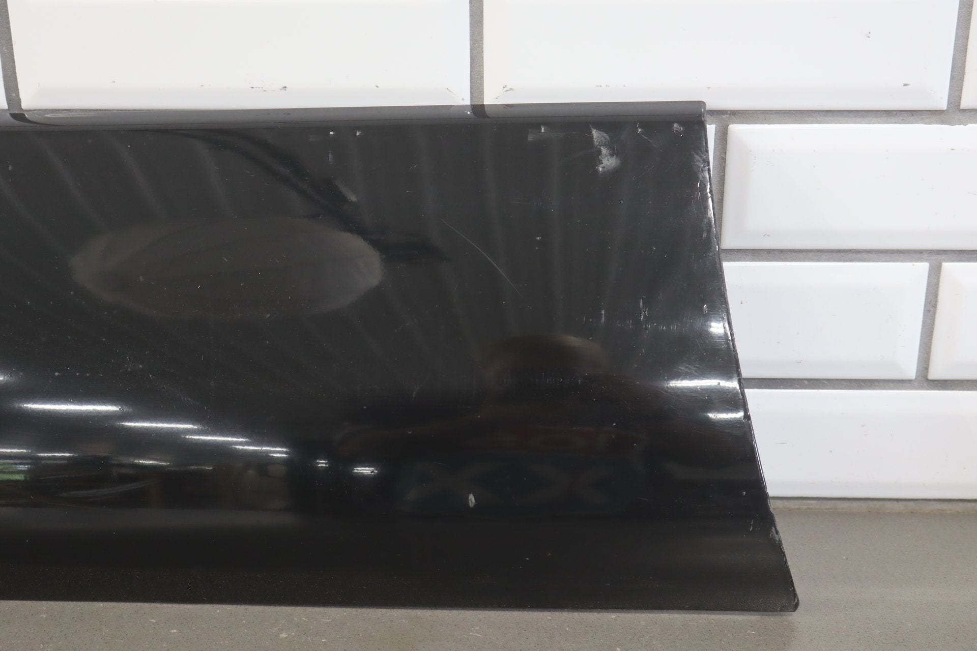2004-2009 Toyota 4Runner SR5 Left Front Door Molding Black 202
