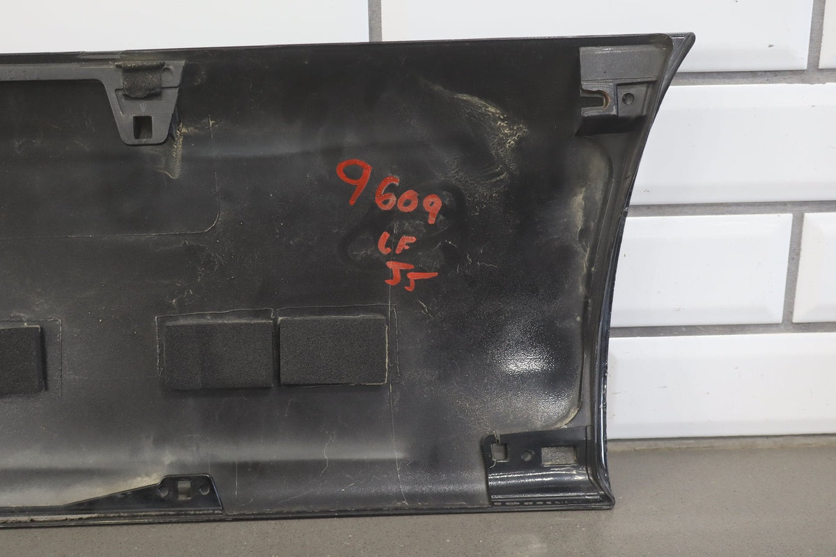 2004-2009 Toyota 4Runner SR5 Left Front Door Molding Black 202