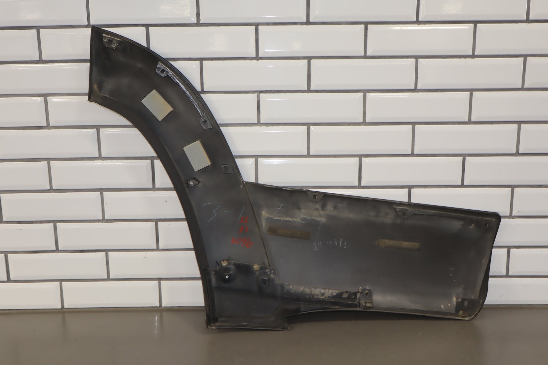 2004-2009 Toyota 4Runner SR5 Left Rear Door Molding Black 202