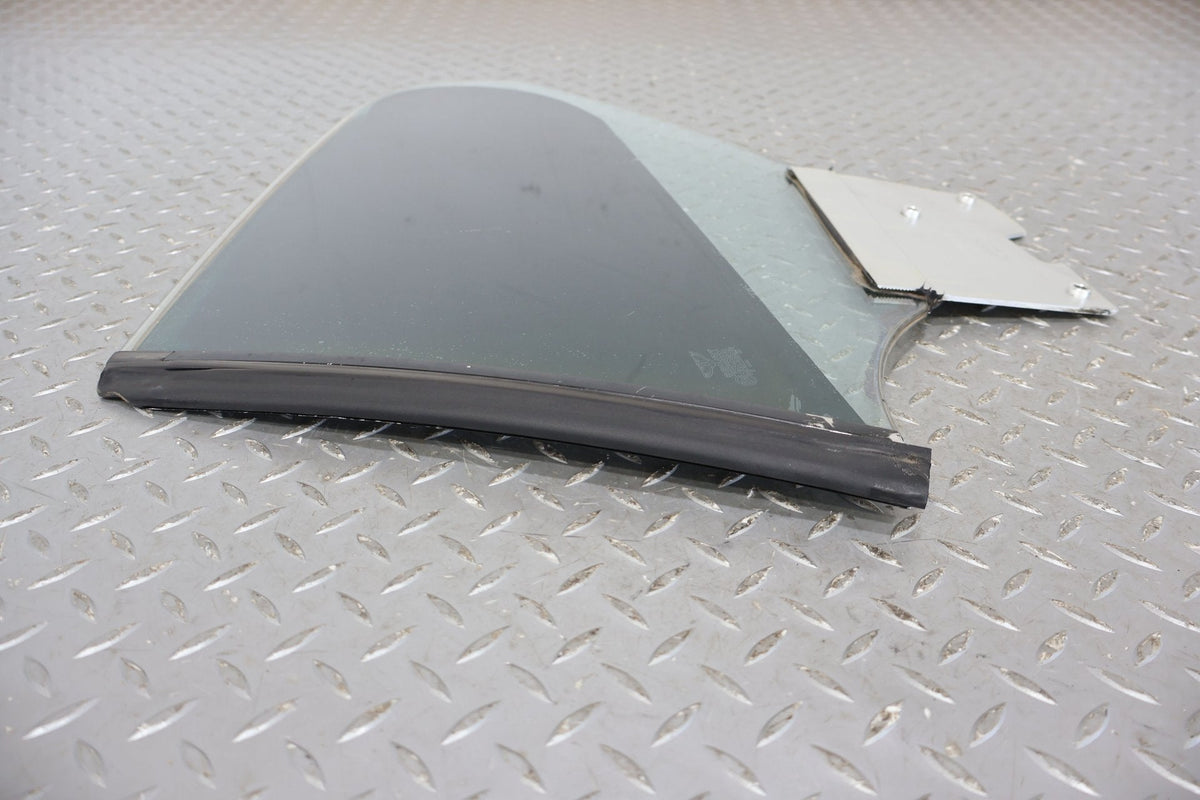 2004 BENTLY- Left Quarter Window