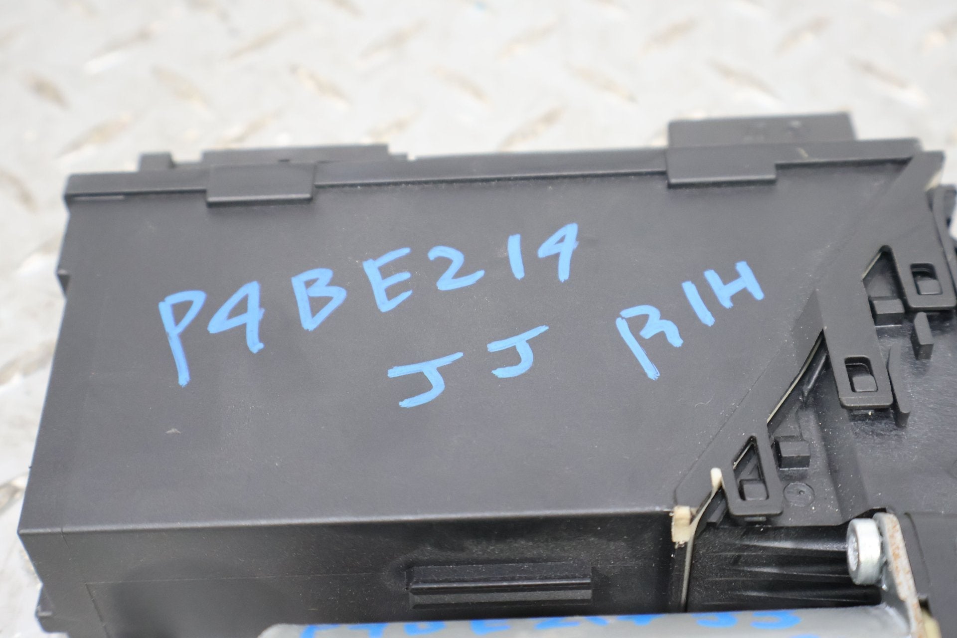 2004 BENTLY- Power Window Module