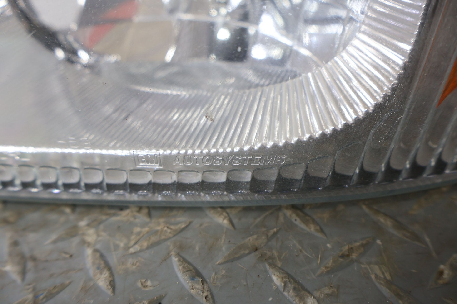 2004 Cadillac Escalade- HEADLAMP ASSEMBLY