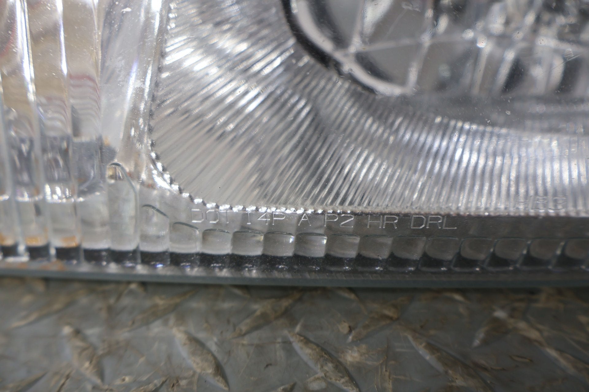 2004 Cadillac Escalade- HEADLAMP ASSEMBLY