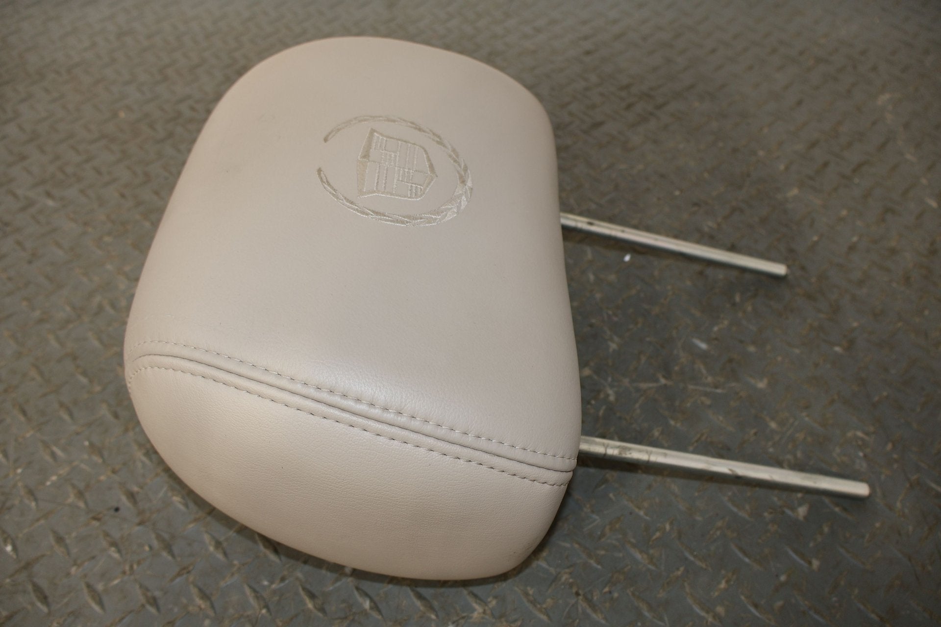 2004 Cadillac Escalade- Headrest