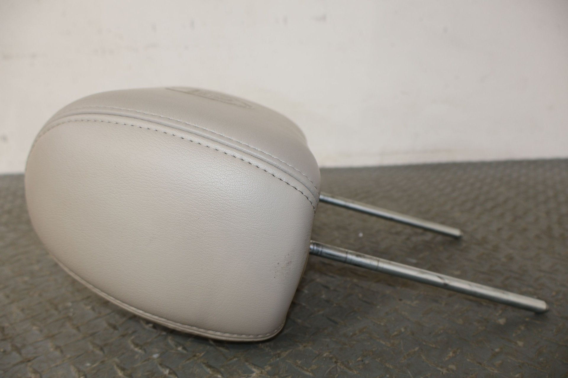 2004 Cadillac Escalade- Headrest