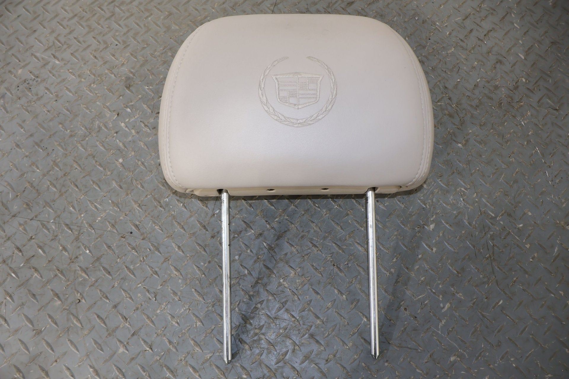 2004 Cadillac Escalade- Headrest