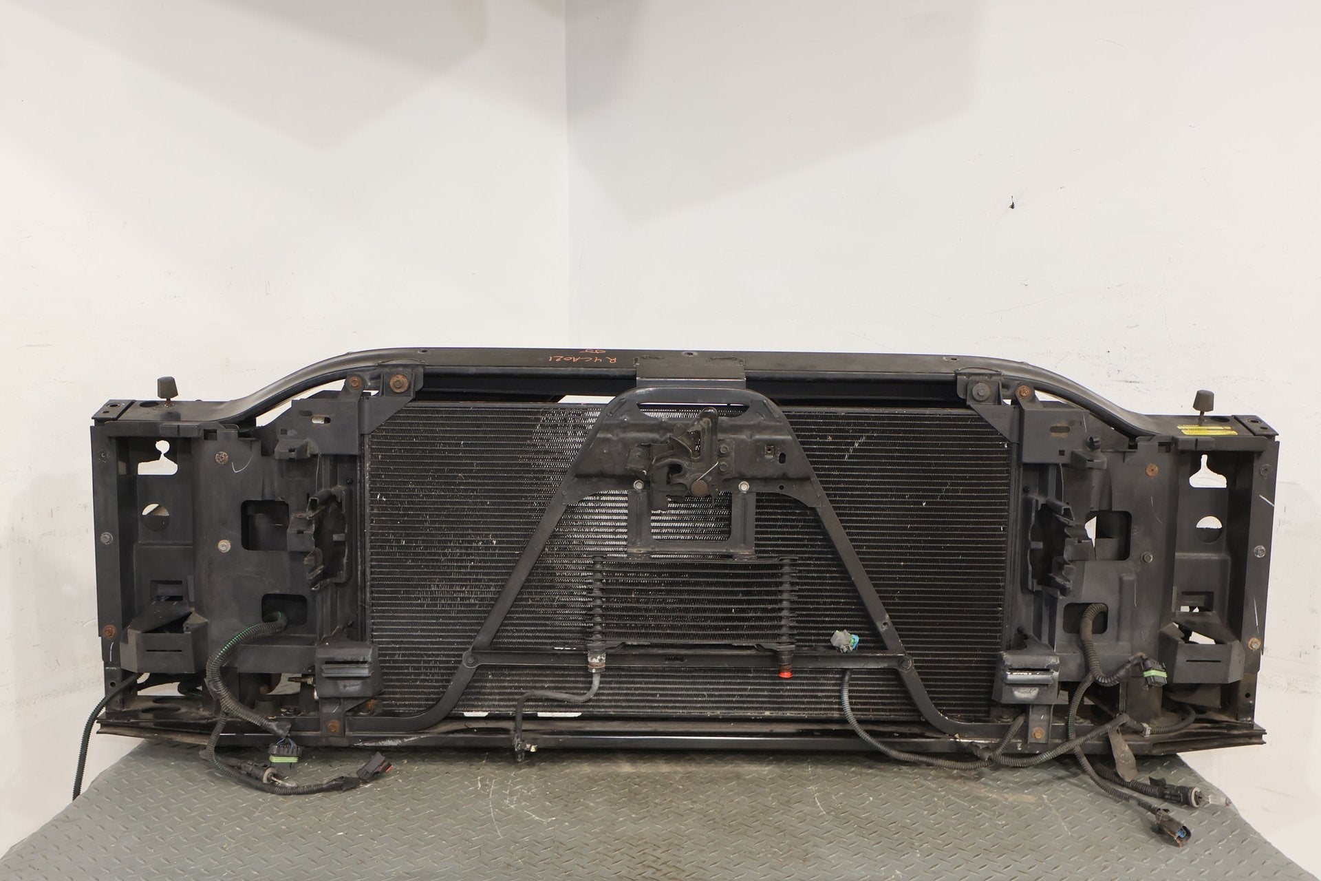 2004 Cadillac Escalade- Radiator Core Support