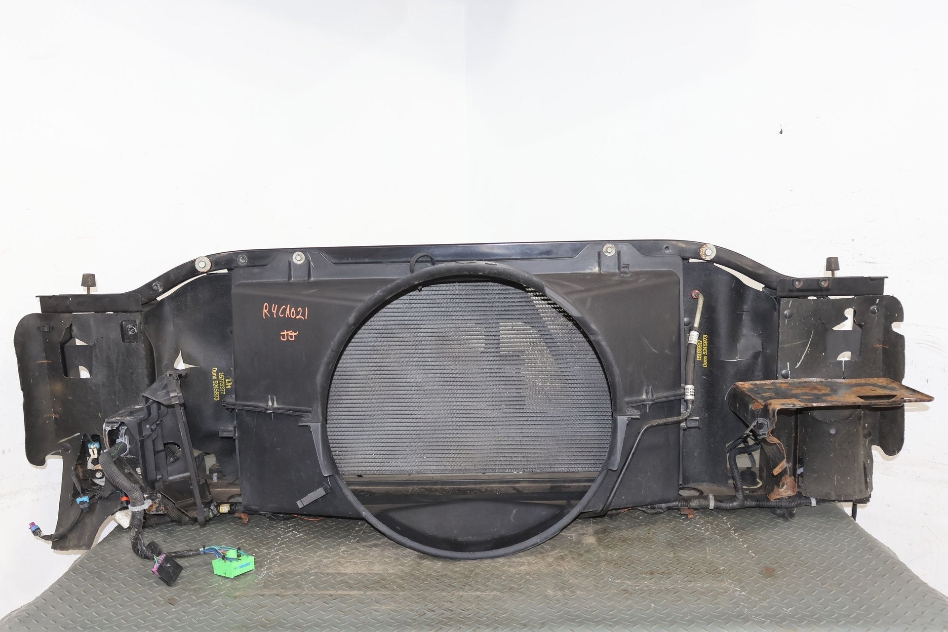 2004 Cadillac Escalade- Radiator Core Support
