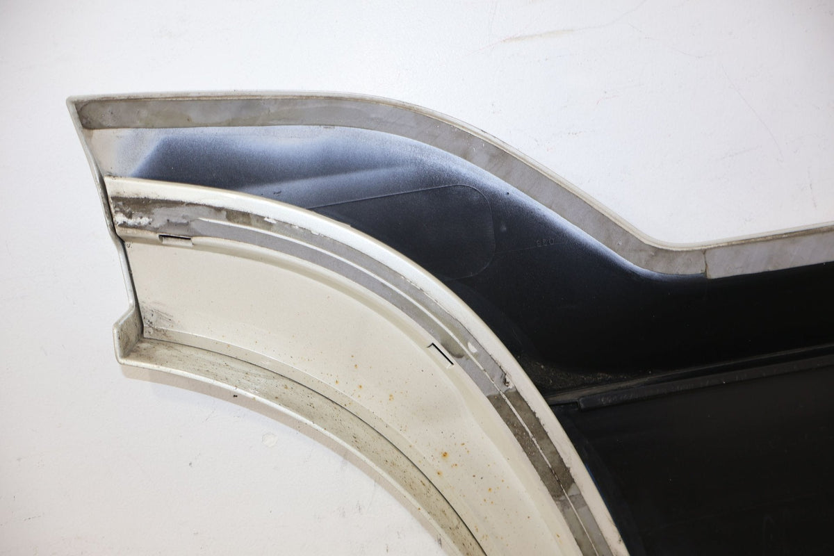 2004 Cadillac Escalade- REAR DOOR MOULDING