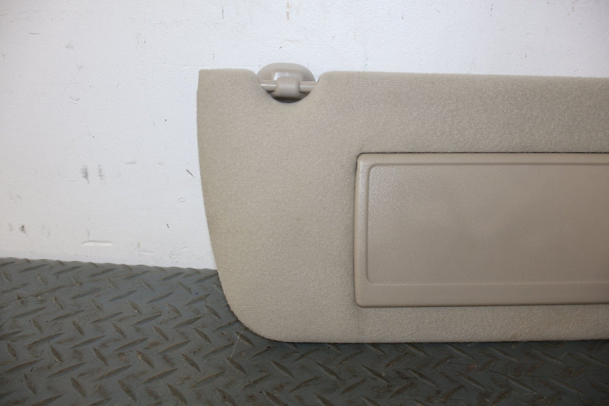 2004 Cadillac Escalade- Sun Visor