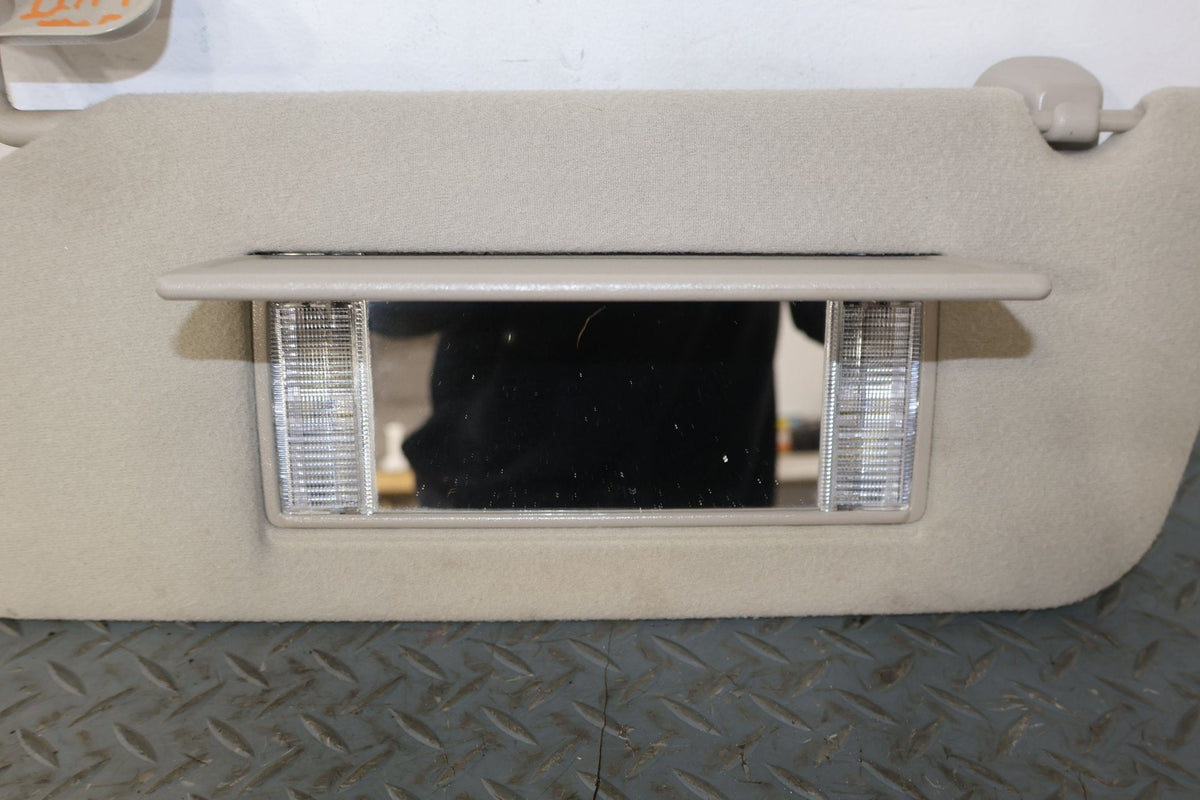 2004 Cadillac Escalade- Sun Visor