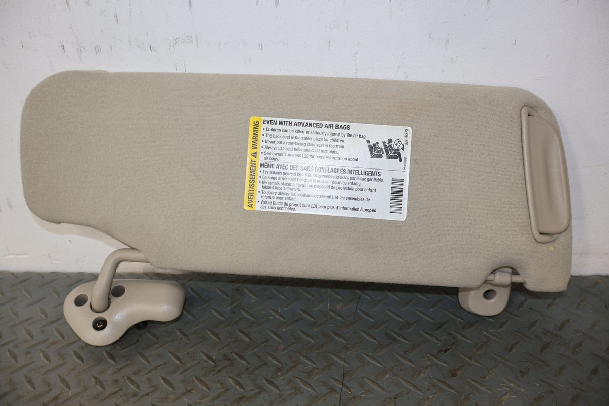 2004 Cadillac Escalade- Sun Visor