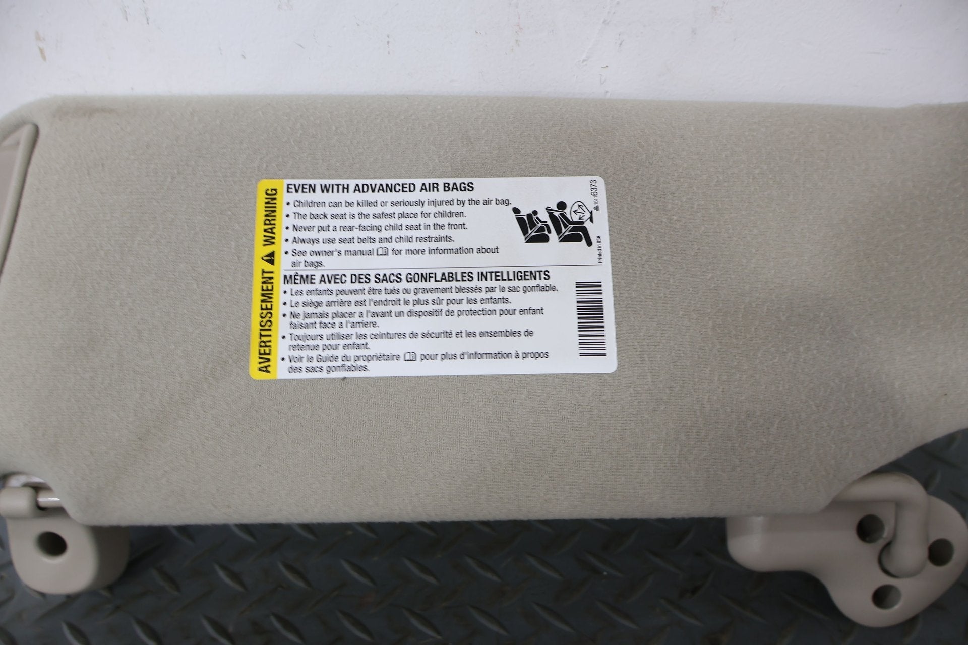 2004 Cadillac Escalade- Sun Visor