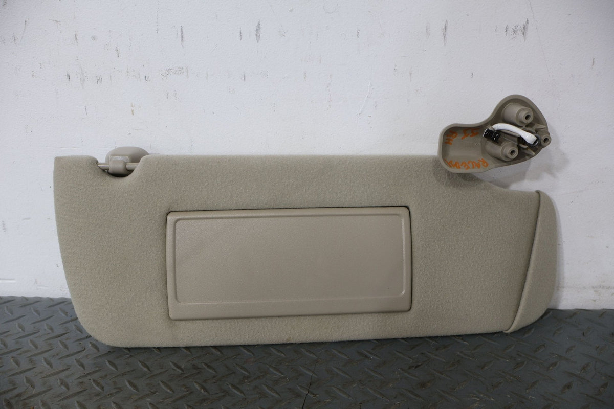2004 Cadillac Escalade- Sun Visor