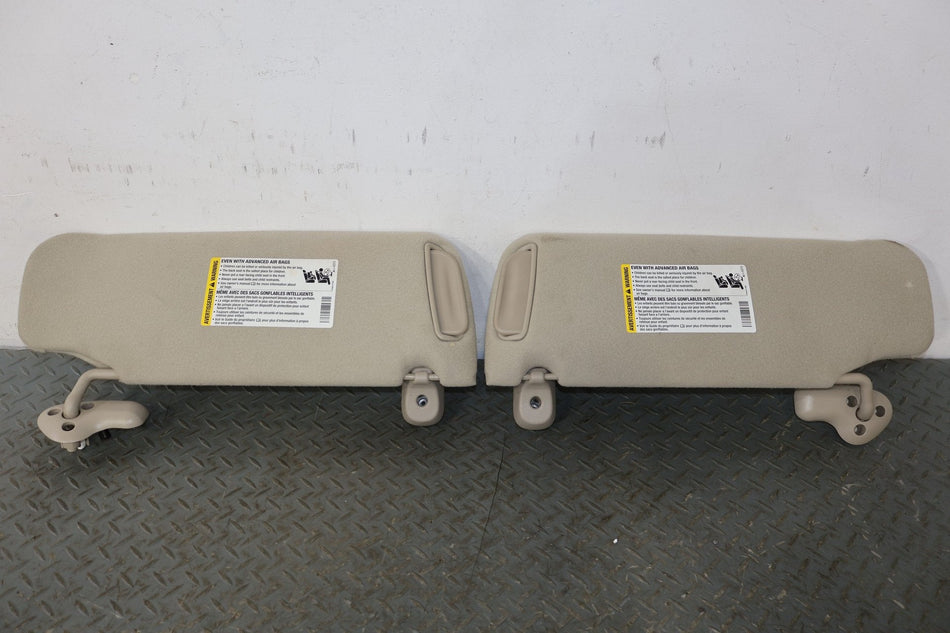 2004 Cadillac Escalade- Sun Visor