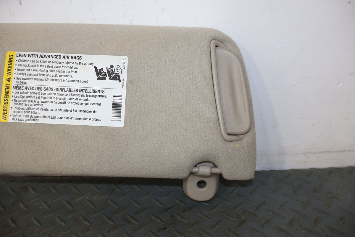 2004 Cadillac Escalade- Sun Visor