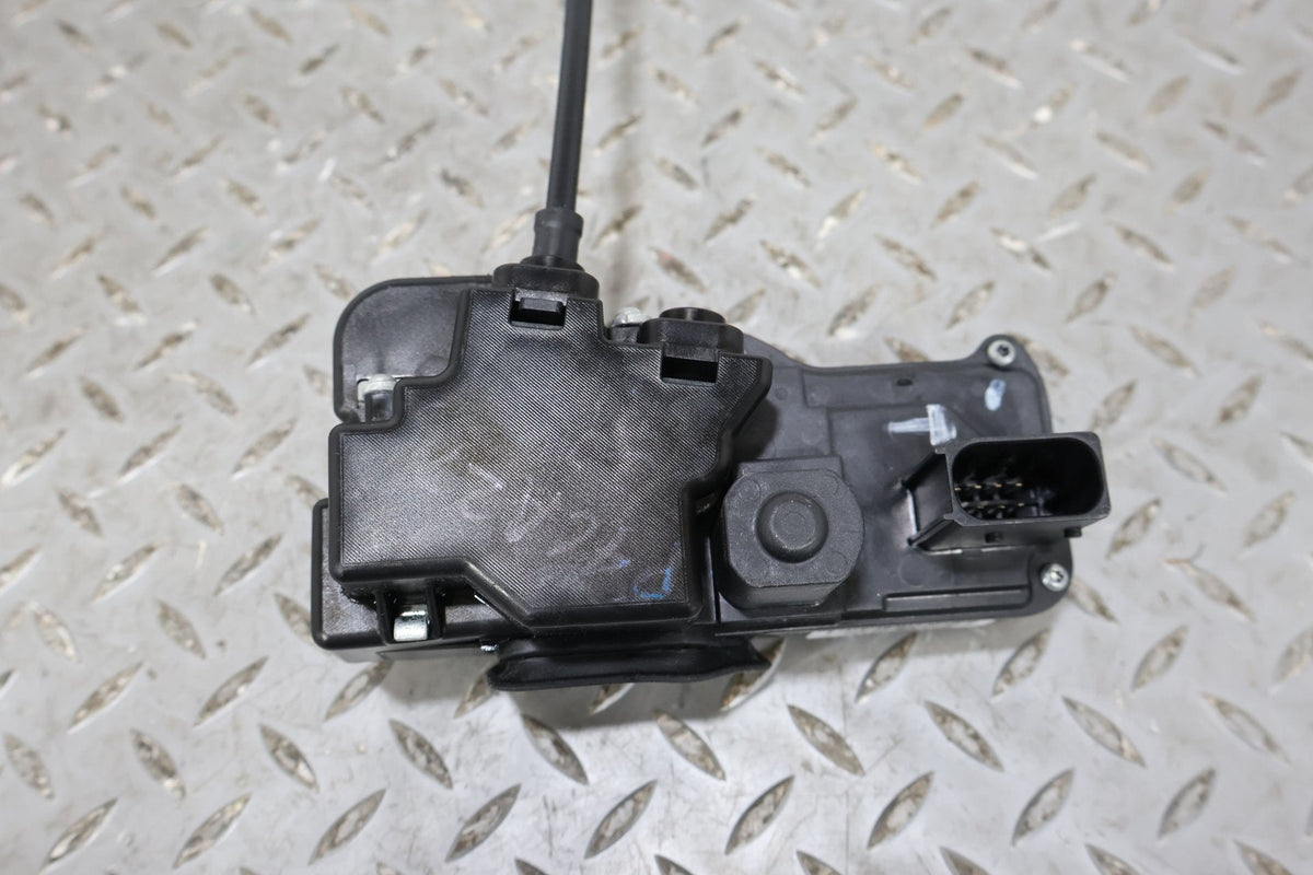 2004 Cadillac XLR- Right Front Door Latch