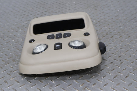 2004 Chevrolet Avalanche- Front Console