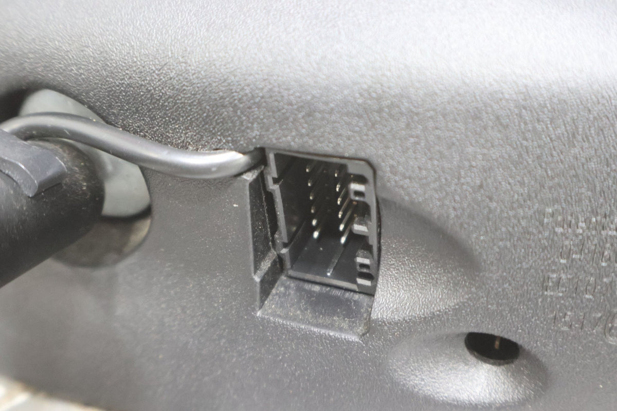 2004 Chevrolet Avalanche- Rear View Mirror