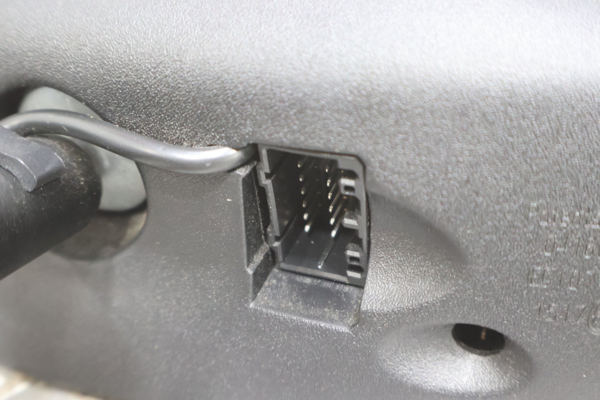 2004 Chevrolet Avalanche- Rear View Mirror