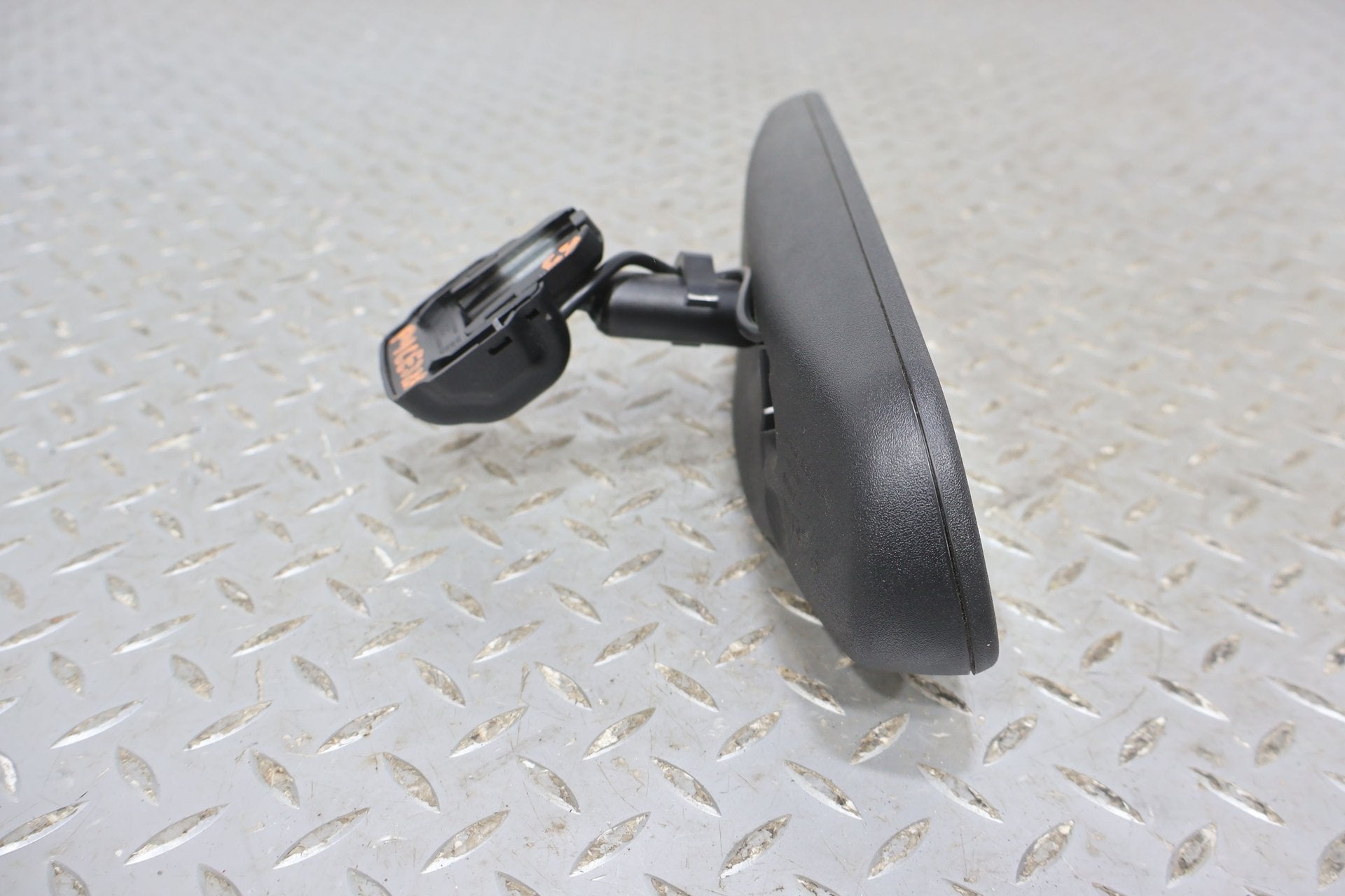 2004 Chevrolet Avalanche- Rear View Mirror
