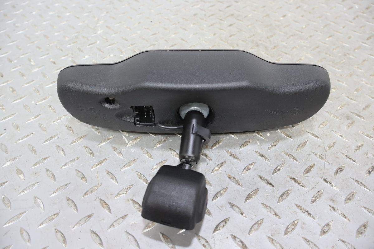 2004 Chevrolet Avalanche- Rear View Mirror