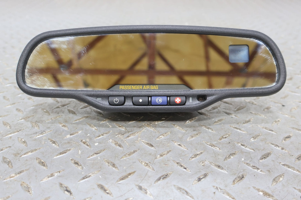 2004 Chevrolet Avalanche- Rear View Mirror