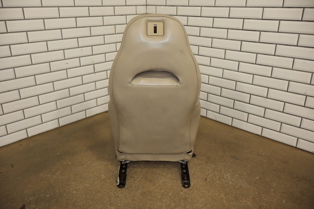 2004 Chevrolet Corvette Single (1) Passenger Right Front Seat Leather *Shale 152