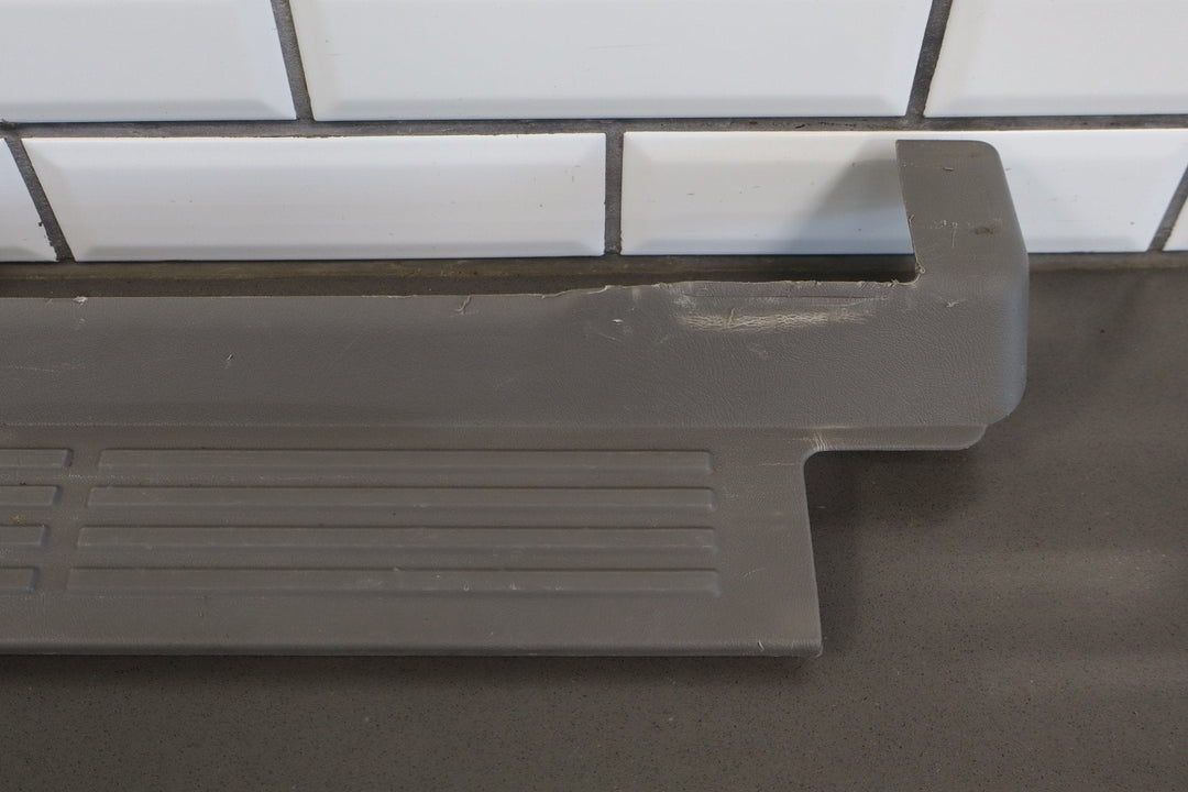 2004 Chevrolet Silverado 2500 Pickup Set x4 - Sill Plates Medium Gray (922)