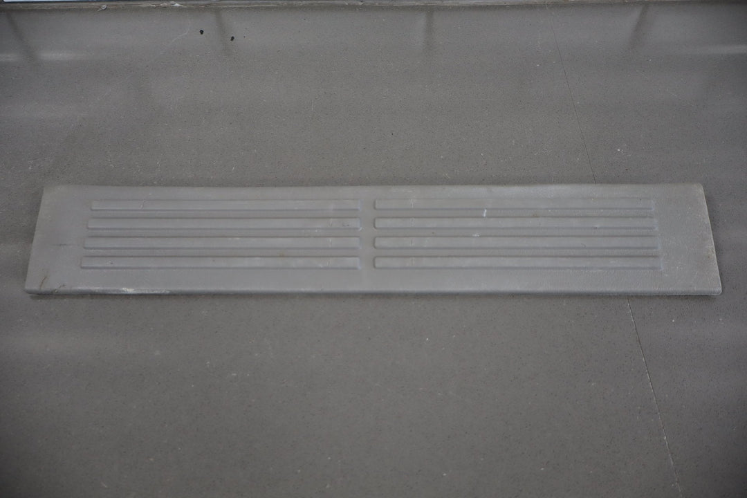 2004 Chevrolet Silverado 2500 Pickup Set x4 - Sill Plates Medium Gray (922)
