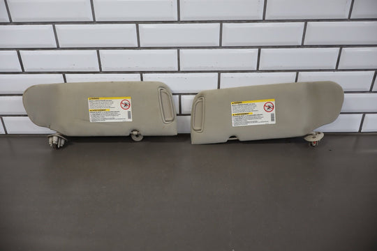 2004 Chevrolet Silverado 2500 Sun Visor Pair Left/Right Medium Gray 922