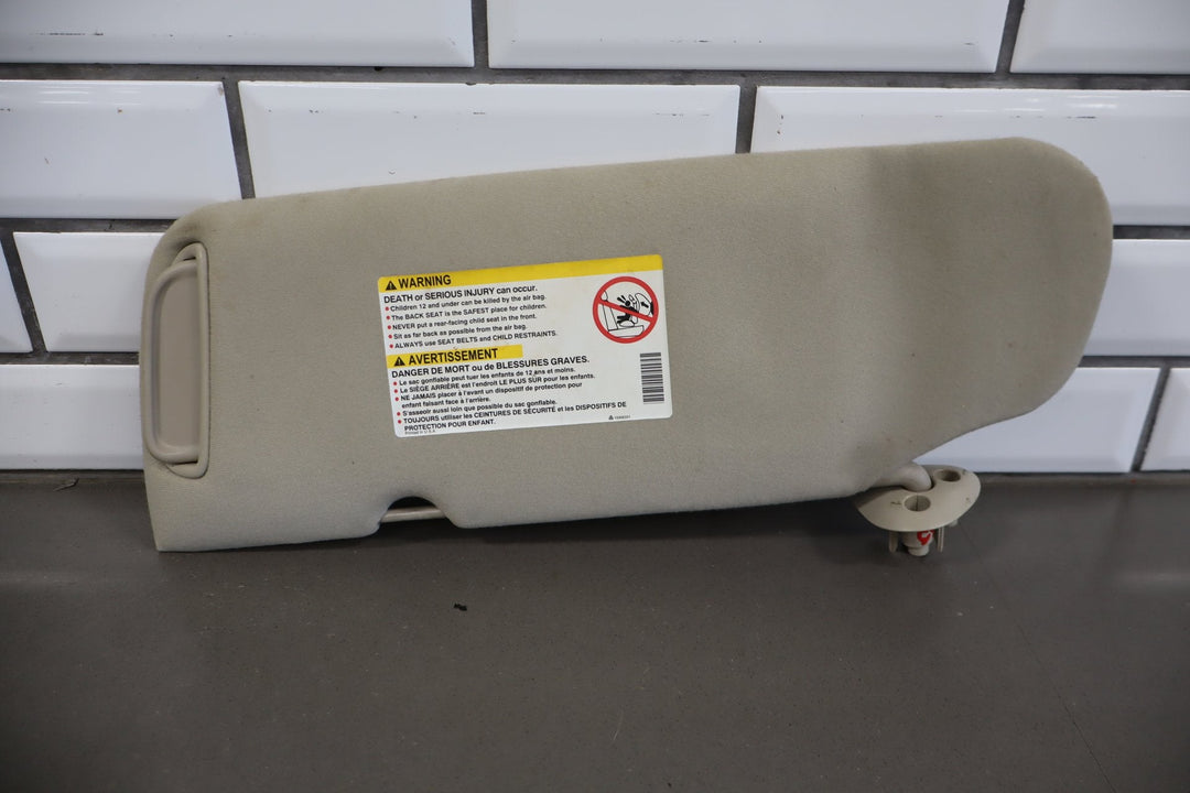 2004 Chevrolet Silverado 2500 Sun Visor Pair Left/Right Medium Gray 922